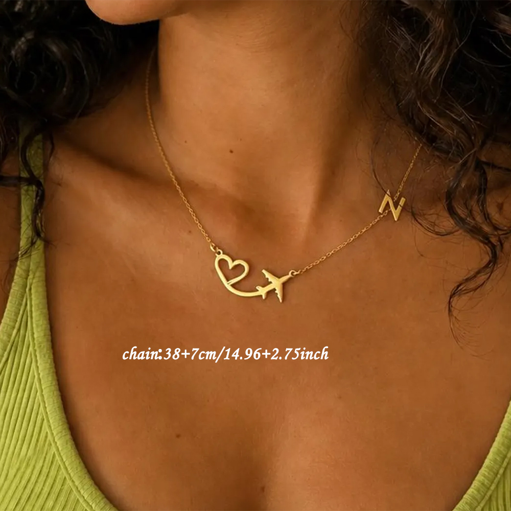 قلادة مخصصة على شكل قلب وطائرة - مراجعة Women Fashion Names وسعره