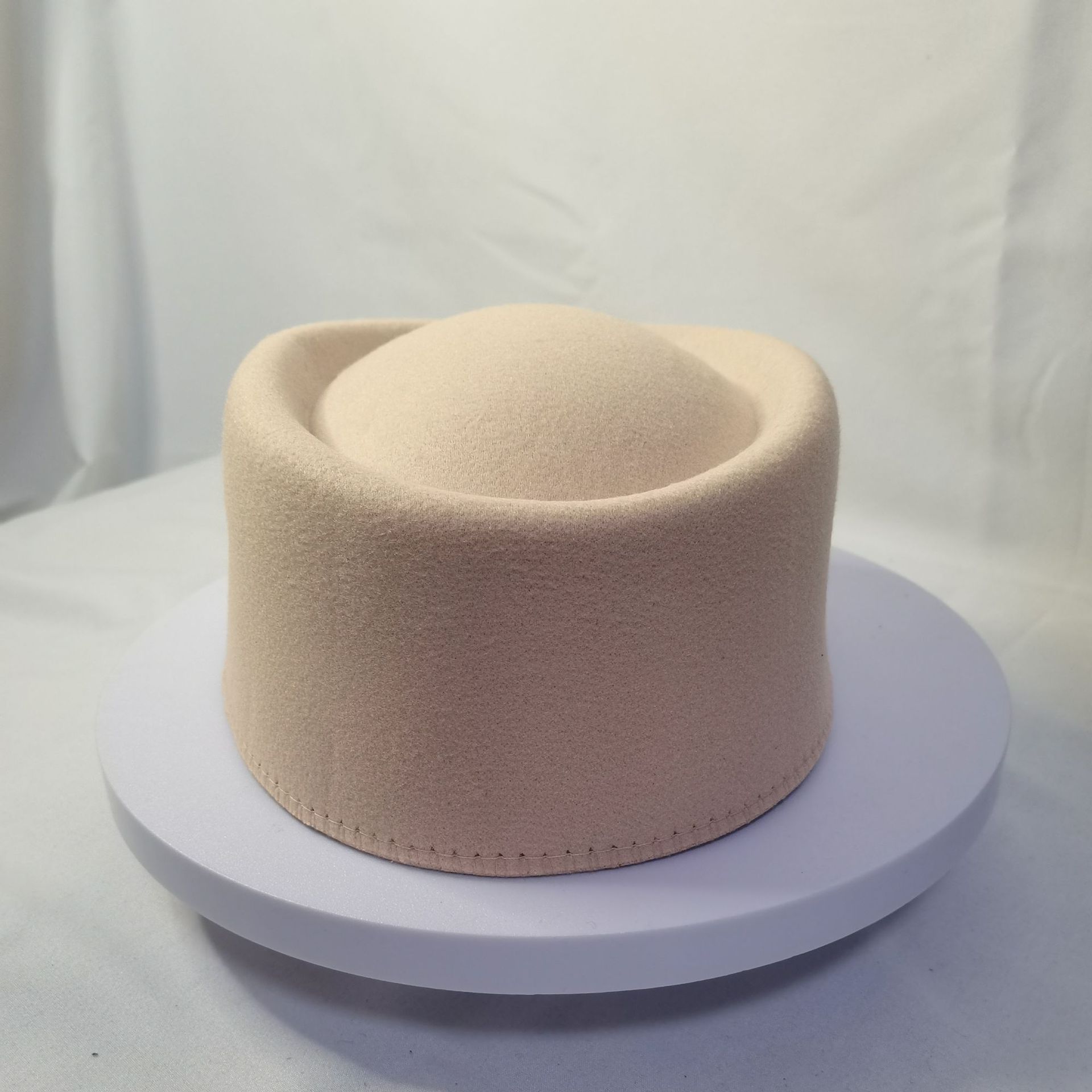 قبعة مضيفة الموضة المرأة الرجع - مراجعة Women'S Fashion Hats وسعره