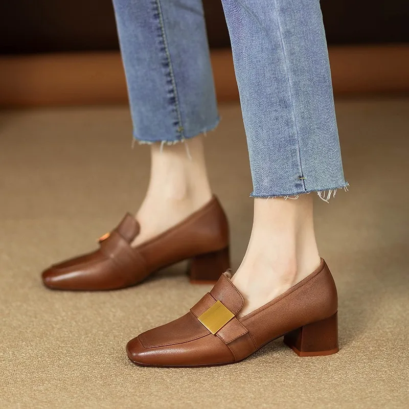 أحذية نسائية عصرية مصنوعة من ا - مراجعة Women Fashion Jeans وسعره