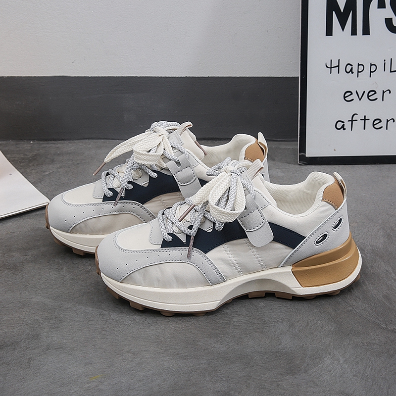 أحذية رياضية نسائية خفيفة ومري - مراجعة New Balance Fashion Women وسعره