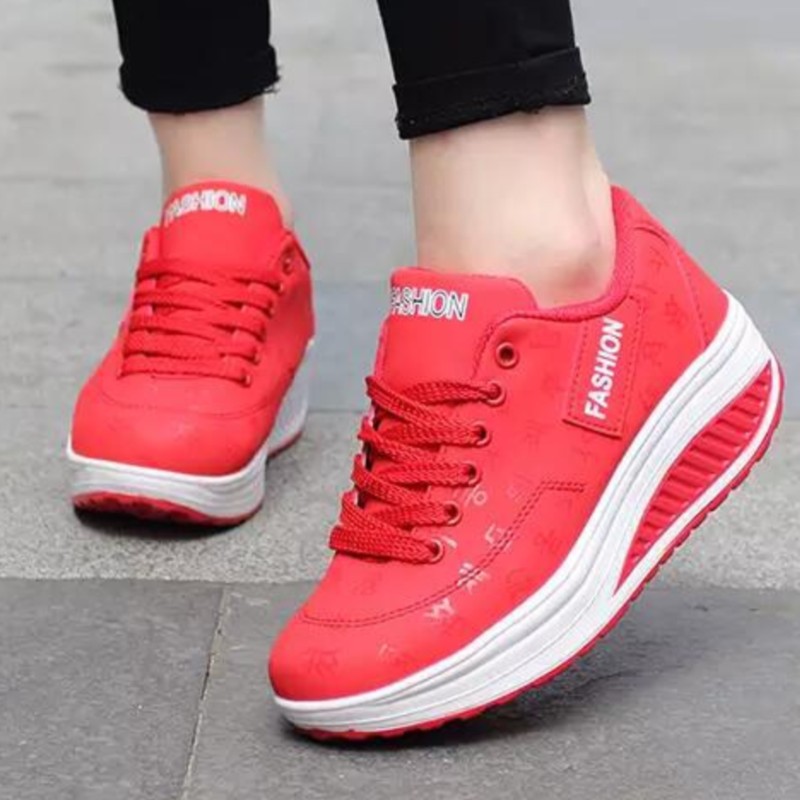أحذية رياضية نسائية عصرية أحذي - مراجعة New Balance Fashion Women وسعره