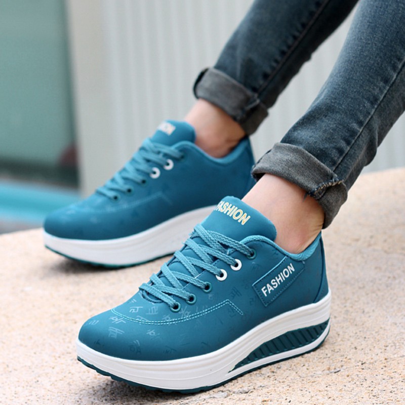 أحذية رياضية نسائية عصرية أحذي - مراجعة New Balance Fashion Women وسعره