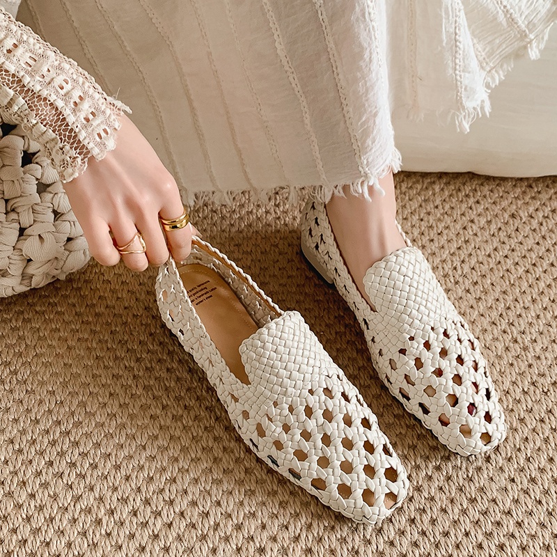 صنادل نسائية من الجلد الطبيعي  - مراجعة Women'S Fashion For Summer 2026 وسعره