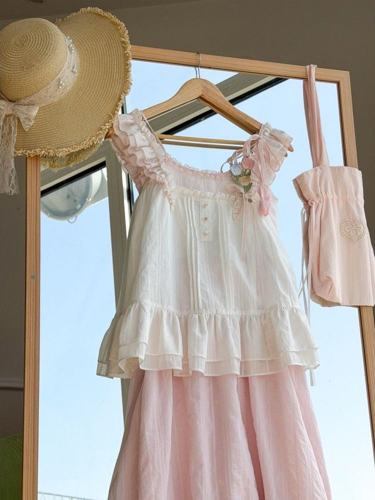 طقم نسائي من قطعتين بتصميم كاو - مراجعة Lace Trim Cami وسعره