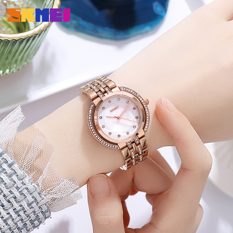 ساعات يد نسائية فاخرة بسوار من - مراجعة Women'S Fashion Quartz Watch وسعره