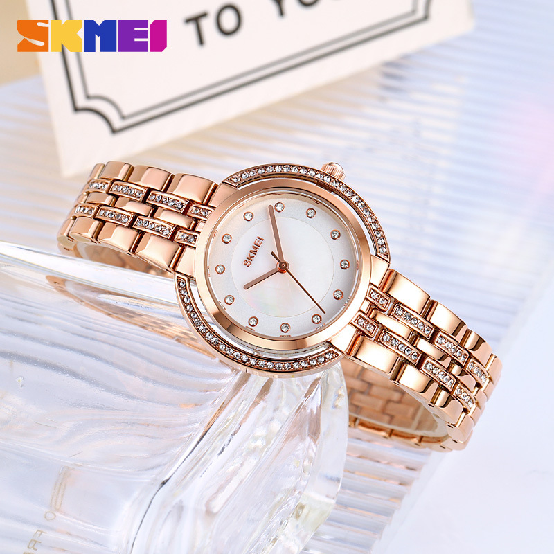 ساعات يد نسائية فاخرة بسوار من - مراجعة Women'S Fashion Quartz Watch وسعره